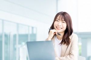 企業へのメール　問い合わせ対応